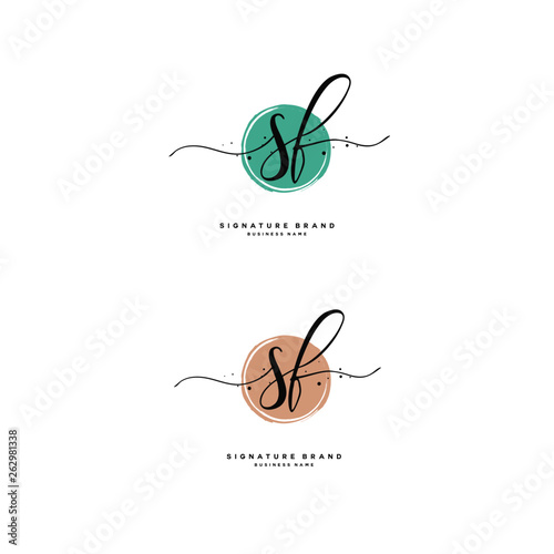 S F SF Initial letter handwriting and  signature logo.