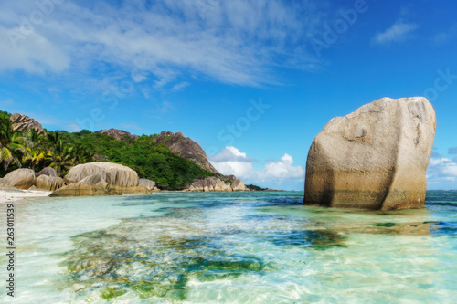 rocks,white sand,palms,turquoise water at tropical beach,la dique,seychelles paradise 14