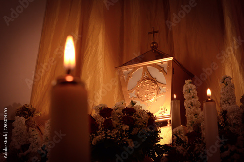 Fotografi horizontal view of the tabernacle with the consecrated host inside during the vi