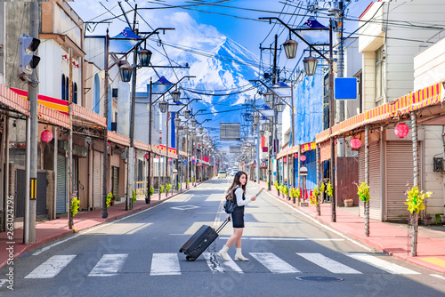 Wallpaper Mural Women tourists cross the street of Yamanashi,Japan. Torontodigital.ca