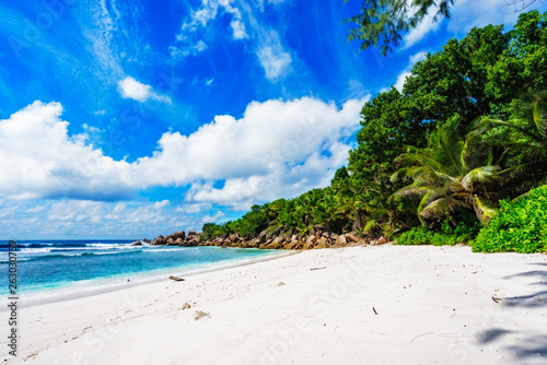 beautiful tropical beach with granite rocks,white sand,turquoise water,seychelles 3 © Christian B.