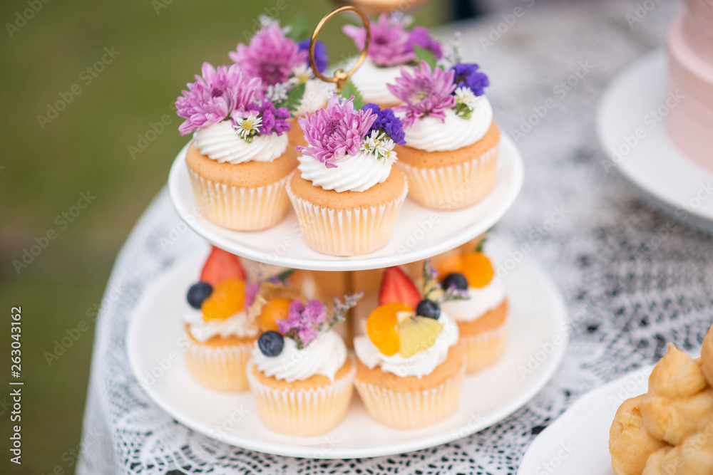 Beautiful cup cake in wedding party Beautiful cup cake in wedding party
