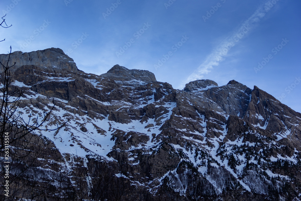 Obraz premium Monte Perdido National park from the Bielsa Valley