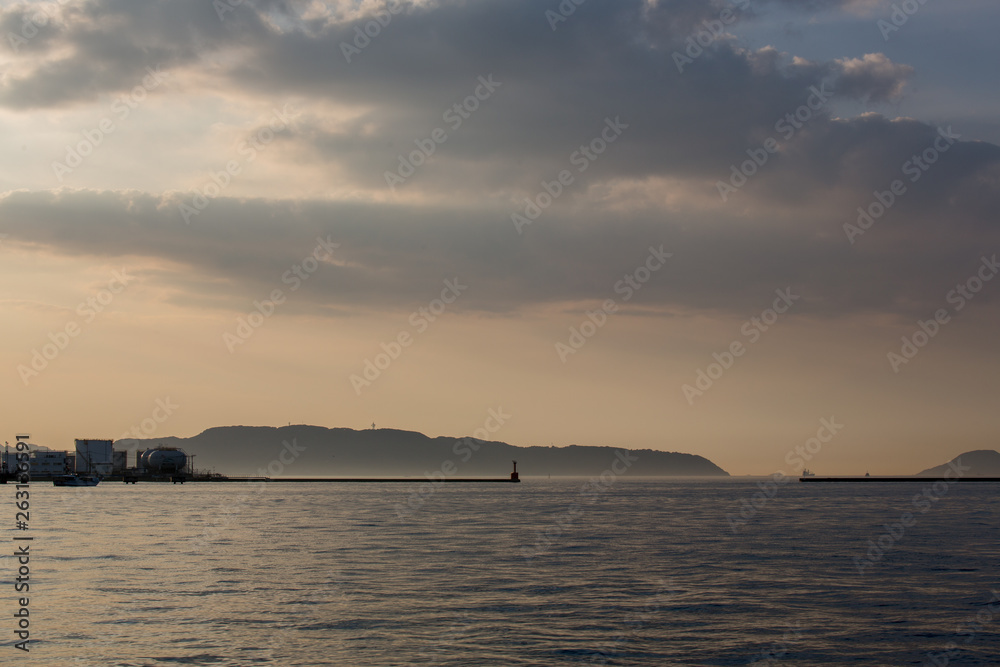 Naklejka premium 夕方の海