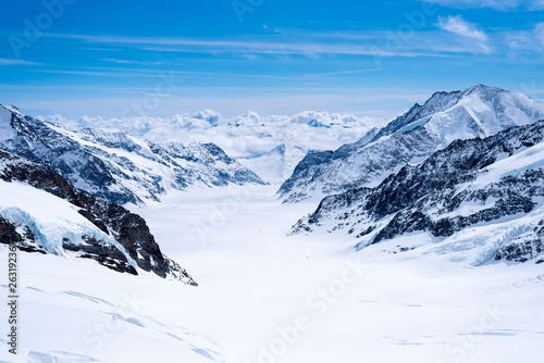 Swiss alps scenery © ApichartPatanaanek