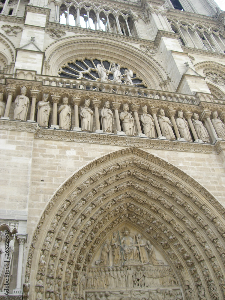 Portal Kathedrale Notre Dame