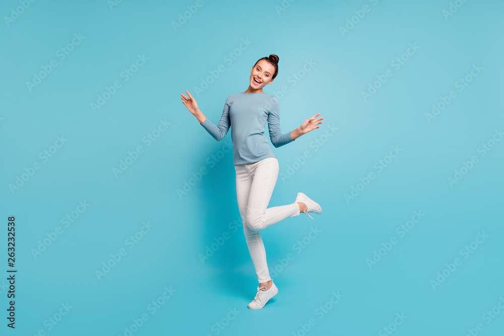 Full length body size view photo cute lovely sweet youth people fool have holidays chill laughter summer travel dressed modern youngster clothes white trousers sneakers isolated vivid background