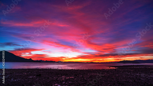 Fototapeta Naklejka Na Ścianę i Meble -  Landscape nature view, Beautiful light sunrise or sunset over sea in phuket thailand