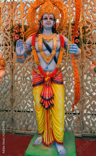 Canvas Print Closeup view of Hindu God Rama in a temple