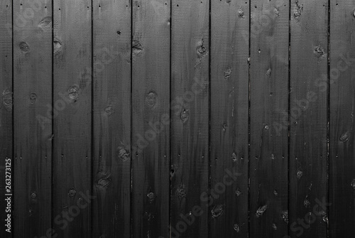 黒い木製の壁