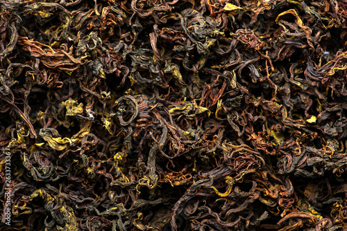Drying and fermentation of tea willow © grthirteen