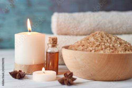 Spa and cosmetic treatment composition