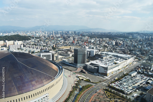 福岡市とペイペイドーム (旧ヤフオクドーム) の景色　ももち浜 photo