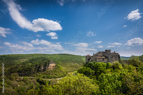 Vue sur le château de Bruniquel, Tarn et Garonne