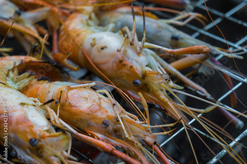 Big sea shrimp grilled on fire