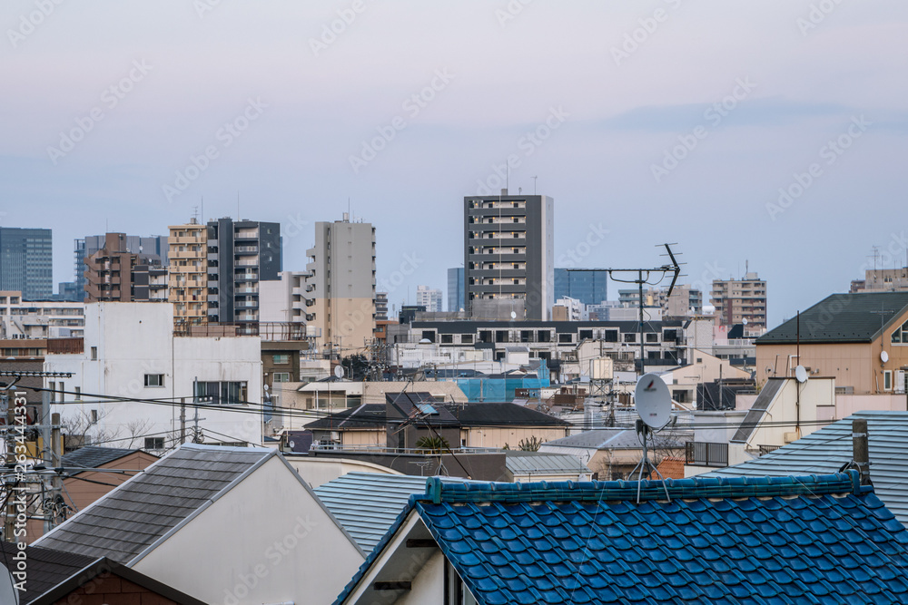 東京　品川区の都市風景と夕方の空１