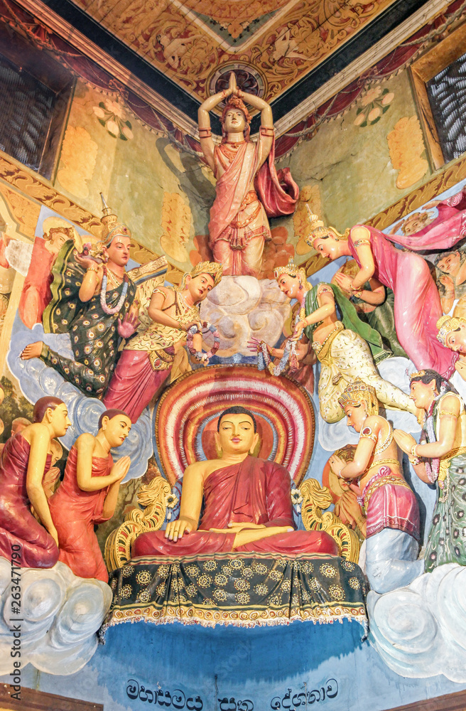 Buddha statues in Gangaramaya Temple in Colombo
