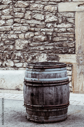 Baril de vin en bois vintage © PicsArt