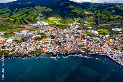 Die Azoren aus der Luft - Sao Miguel - Heisse Quellen, Gärten, Sen und Landschaften aus der Luft  © Roman