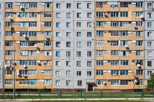 Foto Typical facade of the panel building in the post Soviet countries