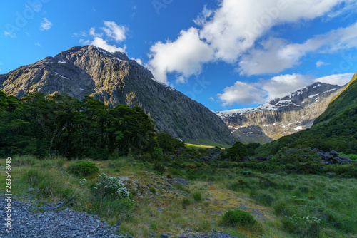 hiking in the mountains, getrude valley lookout, new zealand 12