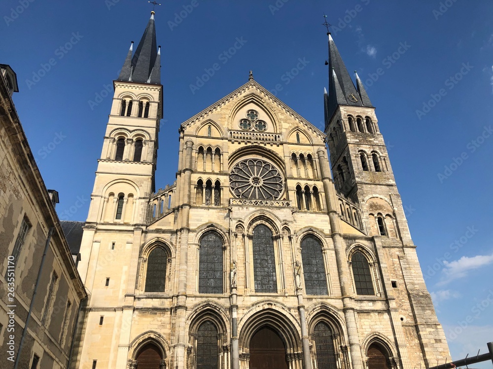 Reims, la chiesa di Saint Remi - Francia
