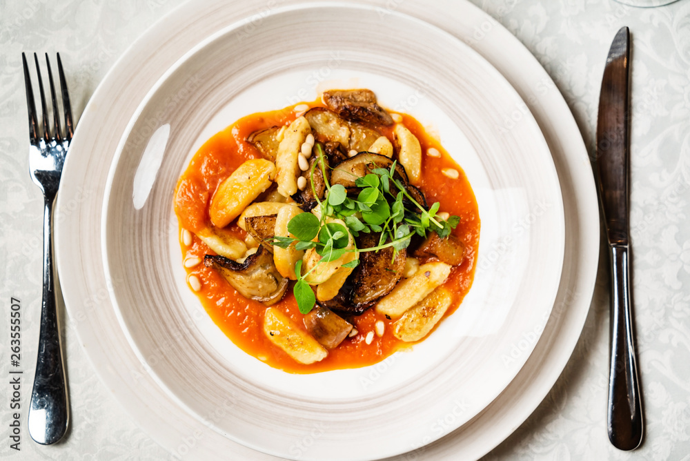 Gnocchi With Pomodoro Sauce Gnocchi With Pomodoro Sauce