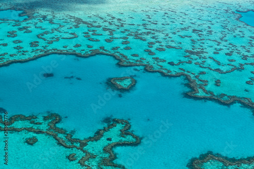 Luftaufnahme beim Helikopter-Rundflug   ber das Great Barrier Reef