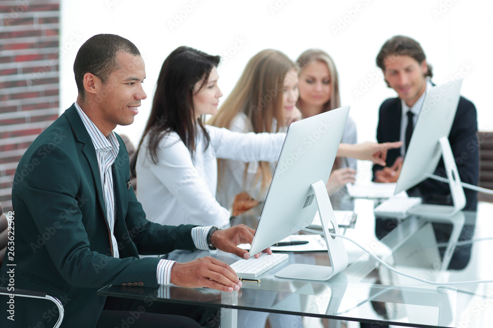 Business People At The Meeting Discuss Current Issues At The Modern Office