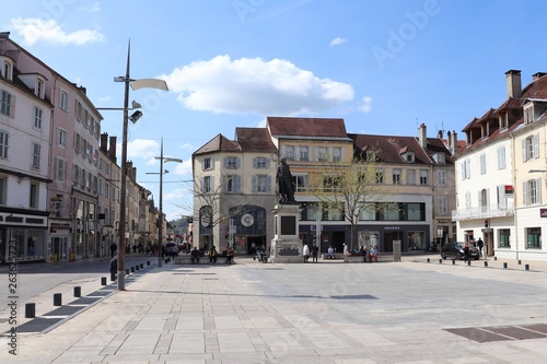 Fototapeta Naklejka Na Ścianę i Meble -  Ville de Lons Le Saunier - Département du Jura - France - Place de la Liberté