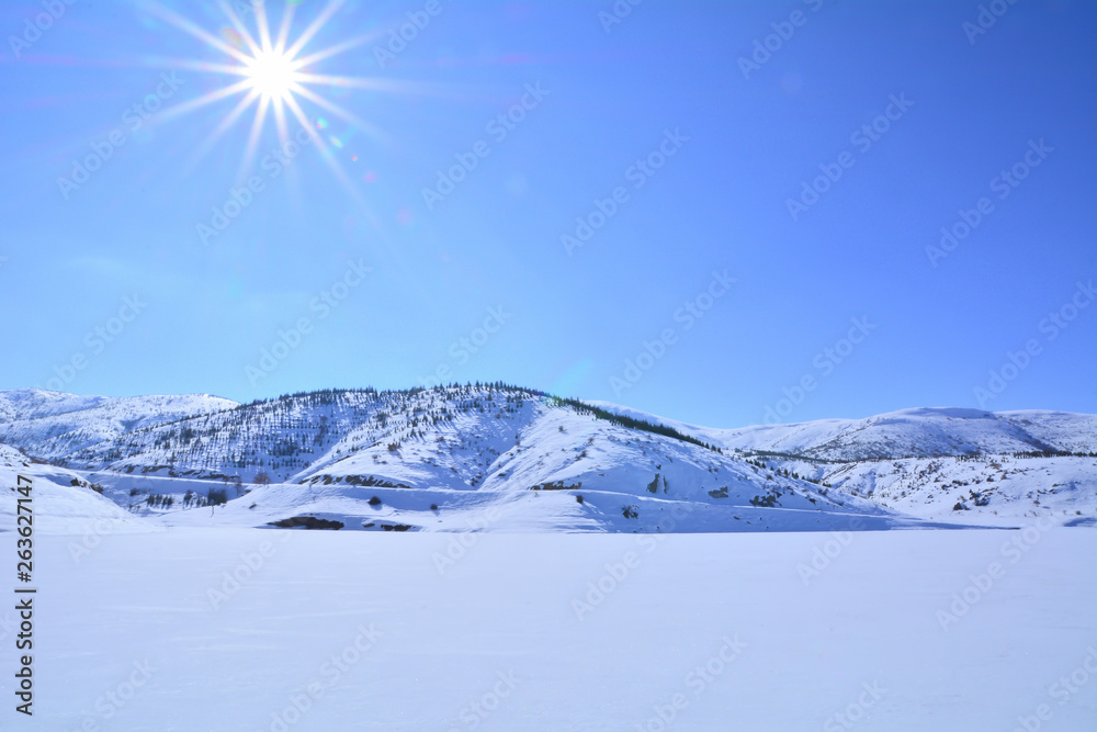 Fototapeta premium snow, winter, mountain, landscape, sky, nature, mountains, ski, cold, alps, white, blue, ice, peak, panorama, alpine, travel, season, panoramic, high, skiing, glacier, resort, sun