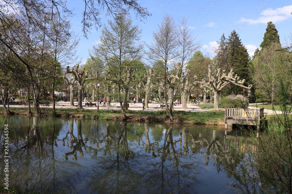 Fototapeta premium Ville de Lons Le Saunier - France - Parc Edouard Guenon
