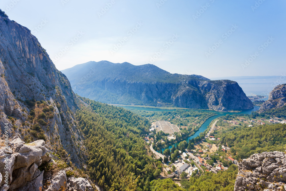 Fototapeta premium Omis, Croatia - Feeling the beauty of Omis from a viewpoint