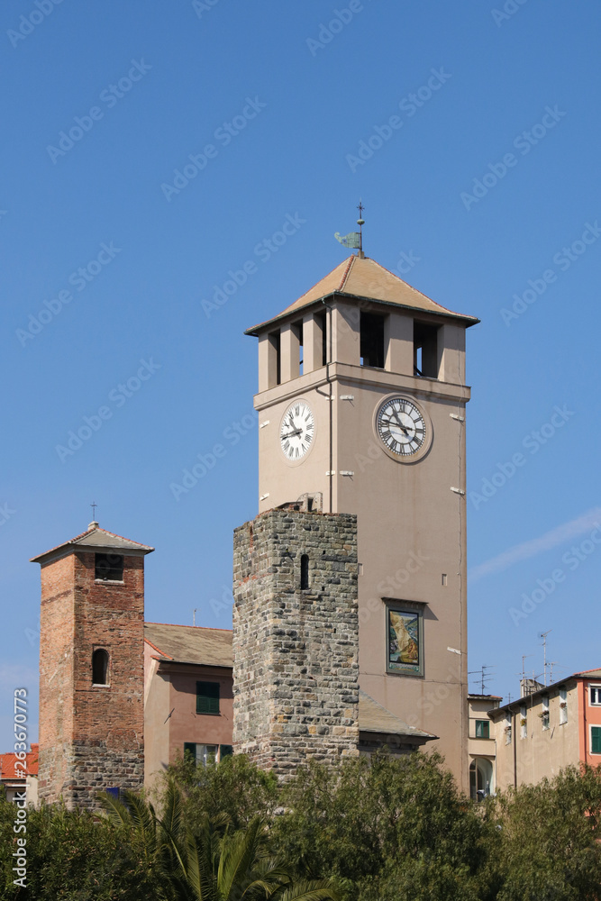Obraz premium Torre del Brandale, Savona - Italy