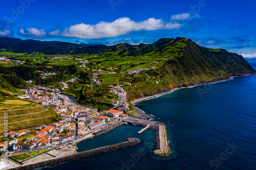 Sao Miguel - Die Azoren aus der Luft mit der Drohne. Meer  Strand  K  ste und Landschaften aus der Luft