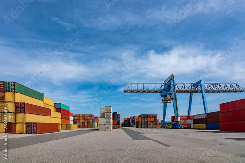 The container port