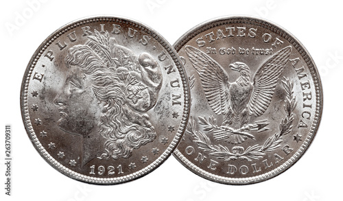 Foto US Morgan Silver Dollar coin minted 1921, isolated on white background