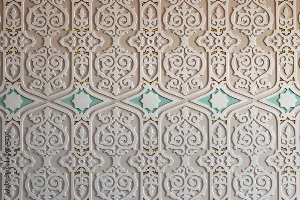 Arabic vintage ornament. repeating strict pattern.
