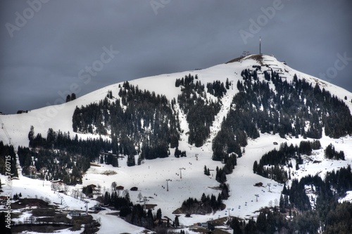 Salvena Land, Hopfgarten, Salvenaland, Hohe Salve, Winter, Frühling, Piste, Schipiste, Lift, Schilift, Sport, Wintersport, Wald, Waldgrenze, Schnee, Eis, Schneeschmelze, Sender, Grundnetzssender, ORF, photo