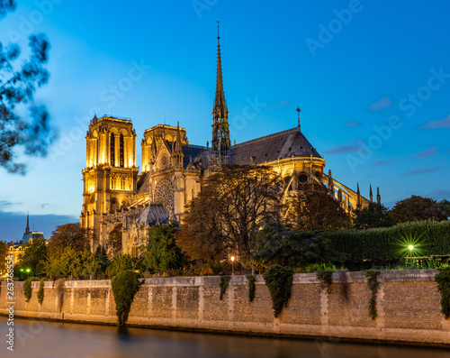 Cathedrale Notre-Dame de Paris © jrossphoto