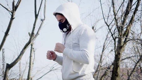 boxing on the street photo