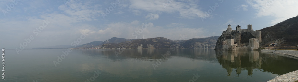 Festung von Golubac an der Donau