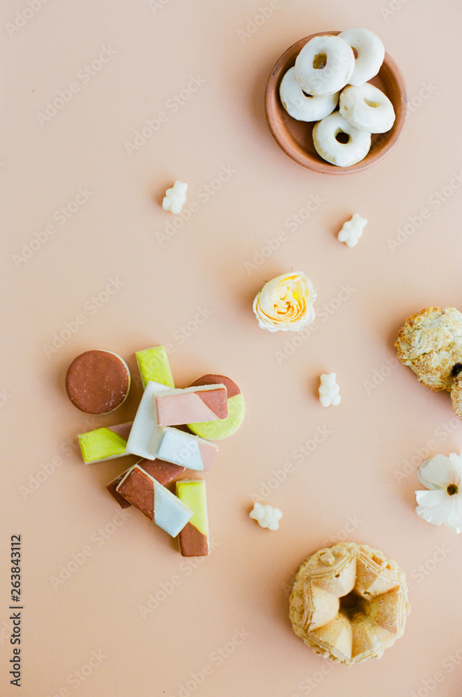 Bright Summery Wedding Desserts