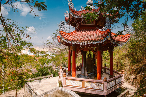 Pagoda Long Son