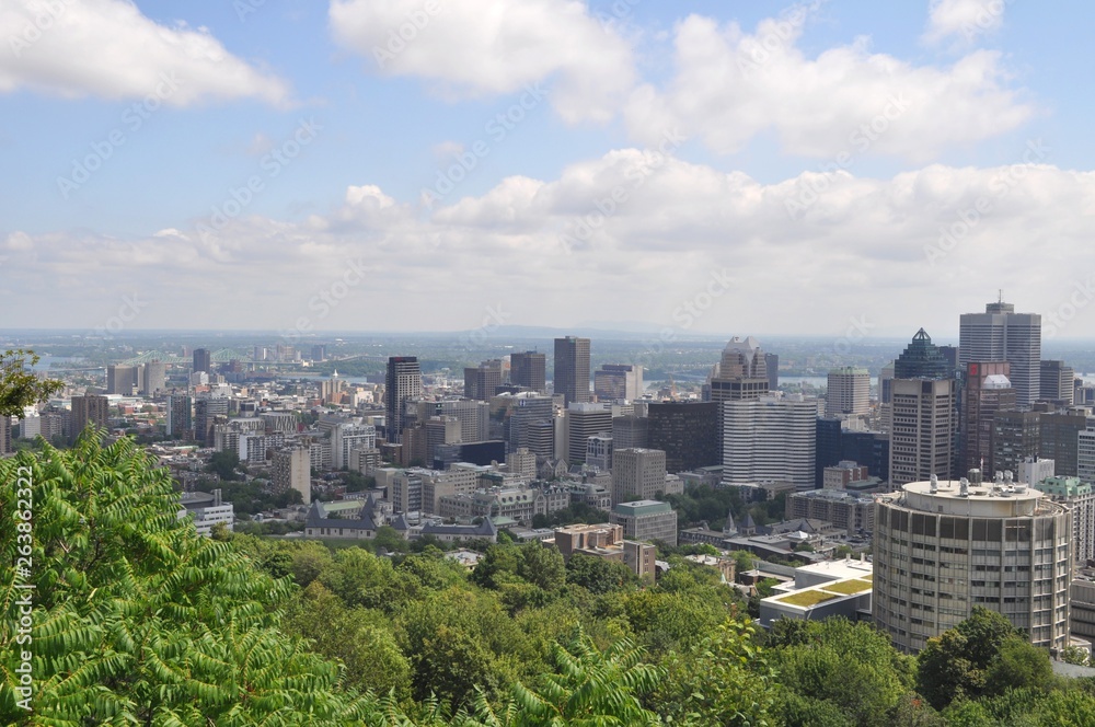 Obraz premium Vue sur la ville de Montréal depuis Mont Royal, Quebec, Canada