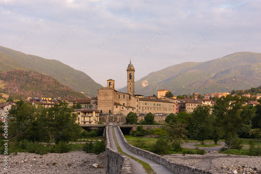 Magnificent image of the medieval village of Bobbio and the famous 