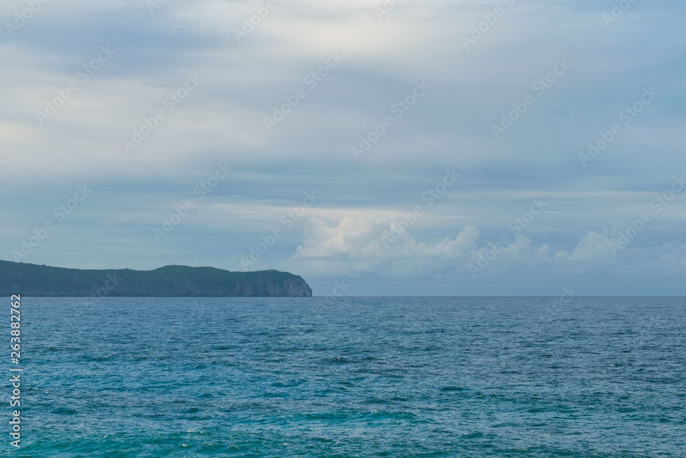 Clouds over the sea horizon 