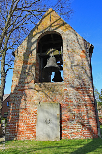 Wremen: Glockenturm der Willehardi-Kirche (um 1200, Niedersachsen) photo