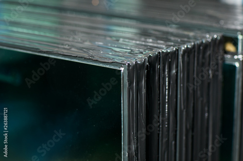 Foto Float Glass Manufacturing. Tempered double glazed sealed units