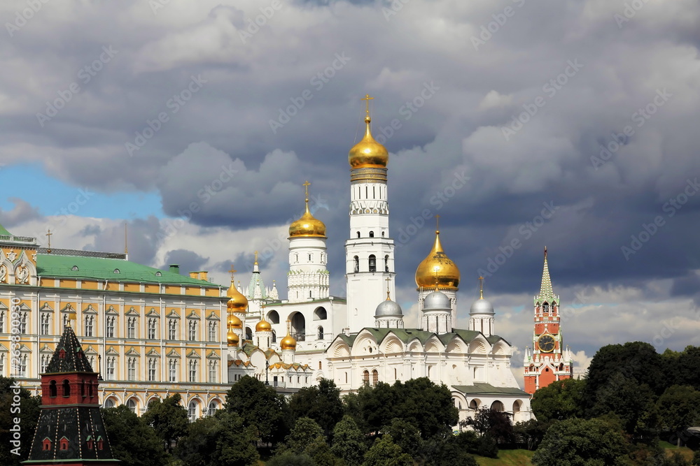 Temples of the Moscow Kremlin